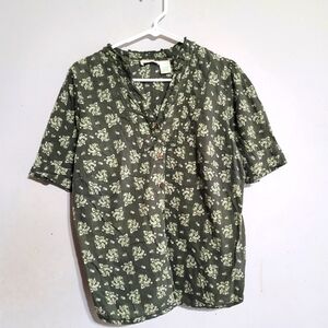 Maurices Green floral top 16 XL‎ Button Up Cottage Prairie Coastal Shirt Coastal